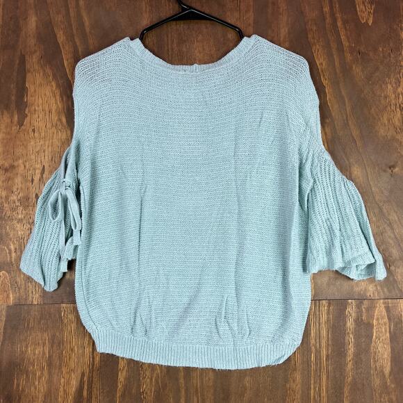 Express Womens Sweater Blue 3/4 Bell Cut Out Sleeve Knitted High Low XSmall - Picture 10 of 12